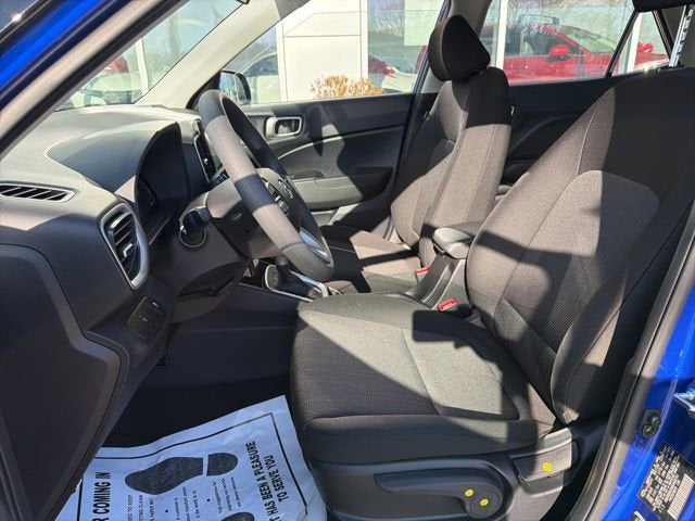 2025 Hyundai VENUE SE