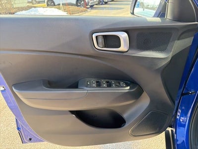 2025 Hyundai VENUE SE