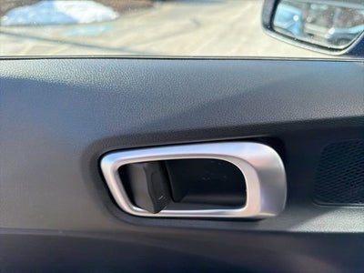 2025 Hyundai VENUE SE