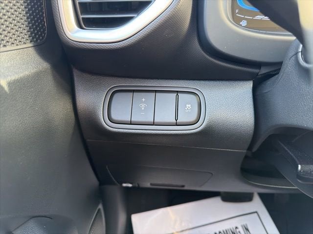 2025 Hyundai VENUE SE