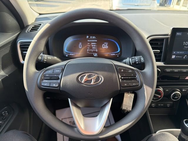2025 Hyundai VENUE SE