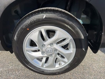 2025 Hyundai VENUE SE