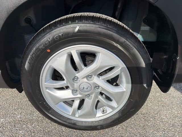 2025 Hyundai VENUE SE