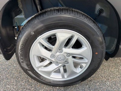 2025 Hyundai VENUE SE