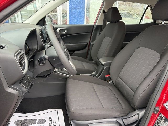 2025 Hyundai VENUE SE