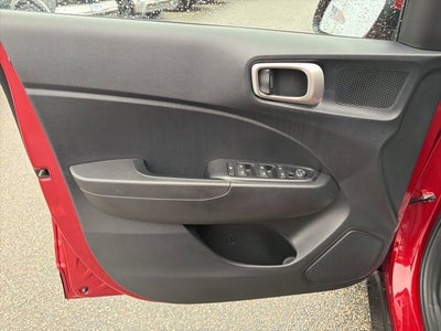 2025 Hyundai VENUE SE