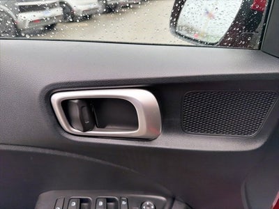 2025 Hyundai VENUE SE