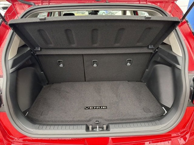 2025 Hyundai VENUE SE