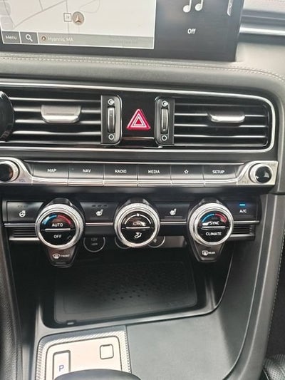2022 Genesis G70 2.0T