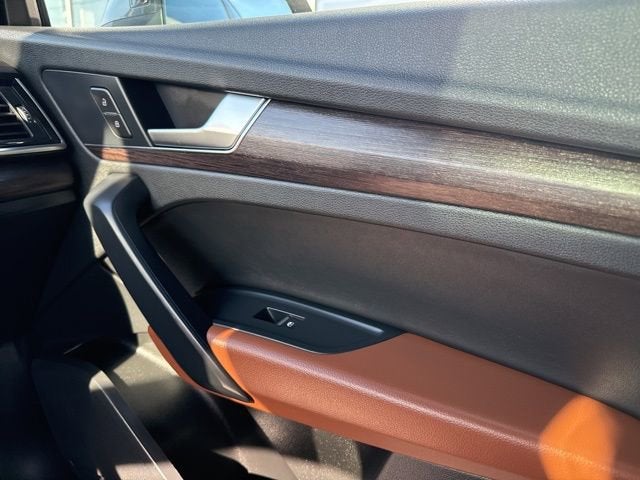 2022 Audi Q5 45 S line Premium